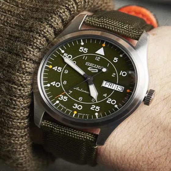 SEIKO 5 SRPH29K1